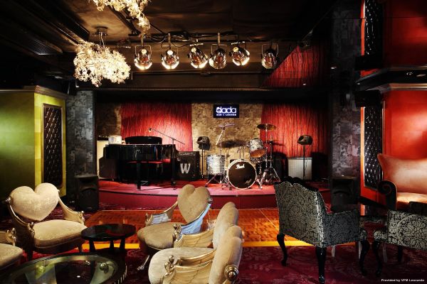 The Luxe Manor (Hongkong)